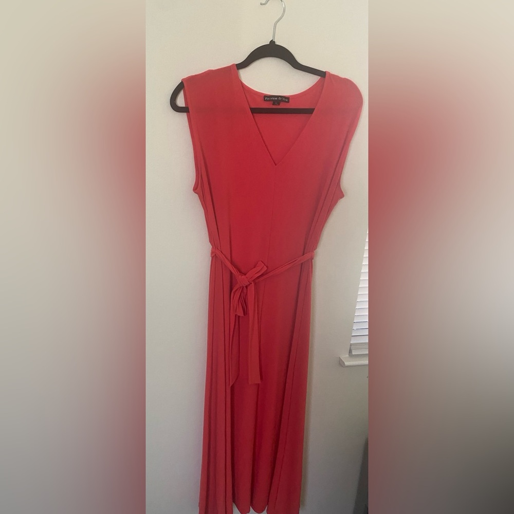 PRESTON & YORK - CORAL DRESS
